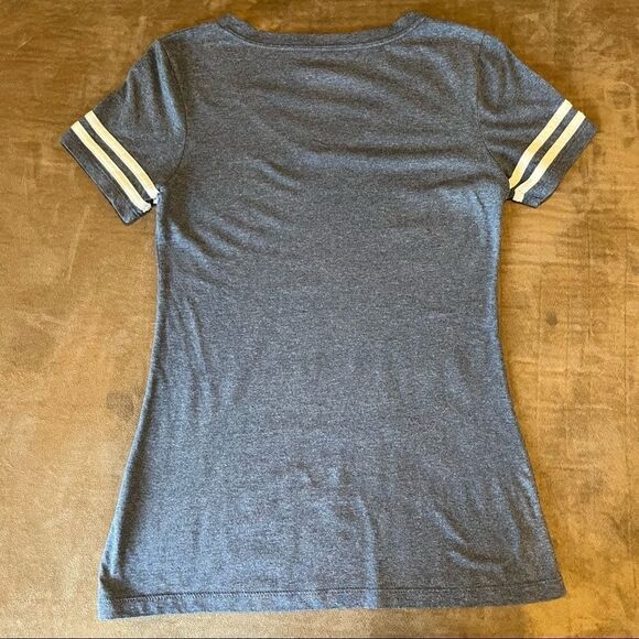 New York Yankees Jersey Style T-Shirt Women’s XS - Picture 3 of 4